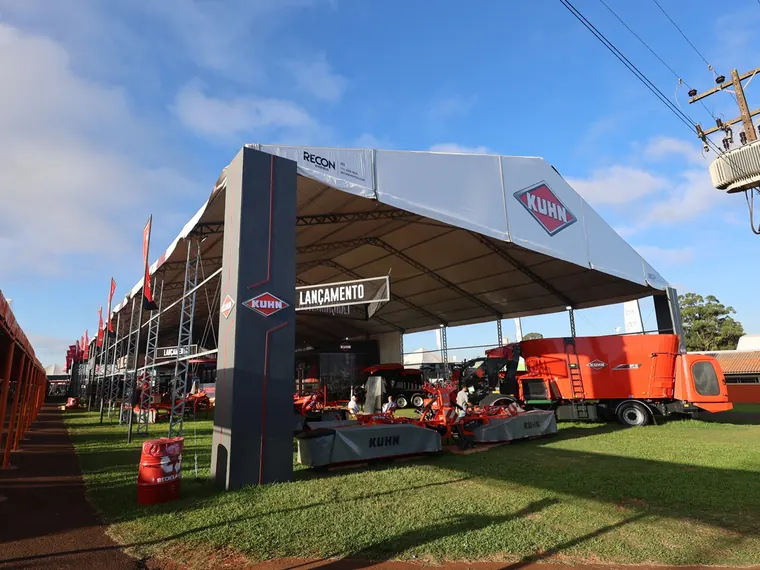Estande da Kuhn na Show Rural