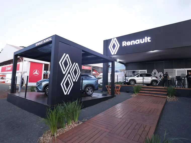 Estande da Renault na Agrishow